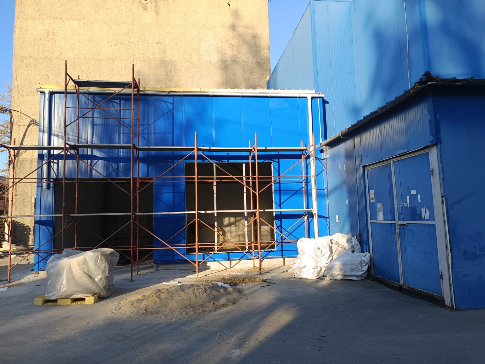 Modernizarea sectiei de EXTRUDERE pentru ROMCARBON Buzau